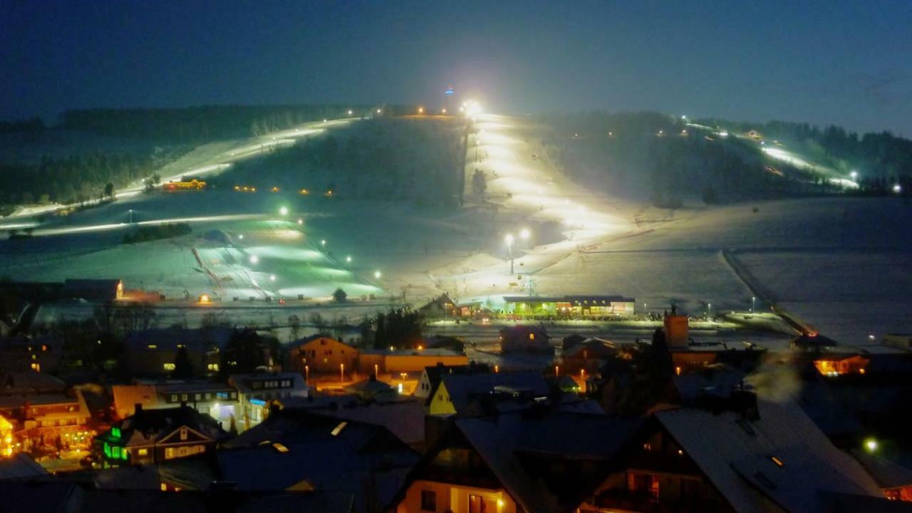Fewo E am Kurpark Willingen  Bagian luar foto